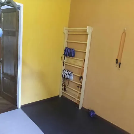 Cinque Terre House With Breakfast And Optional Access To Pool, Jacuzzi & Sauna Apartment Sarzana