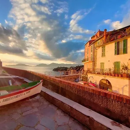 Apartment Cinque Terre House With Breakfast And Optional Access To Pool, Jacuzzi & Sauna *