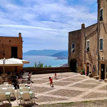 Cinque Terre House With Breakfast And Optional Access To Pool, Jacuzzi & Sauna Apartment