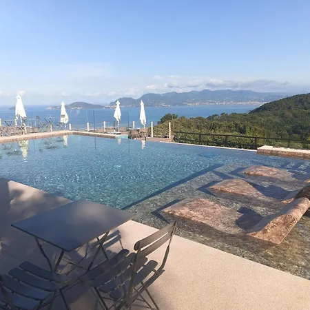 Cinque Terre House With Breakfast And Optional Access To Pool, Jacuzzi & Sauna * Sarzana