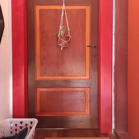 Cinque Terre House With Breakfast And Optional Access To Pool, Jacuzzi & Sauna Apartment Sarzana