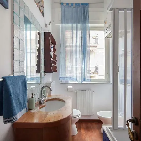 Cinque Terre House With Breakfast And Optional Access To Pool, Jacuzzi & Sauna Apartment *