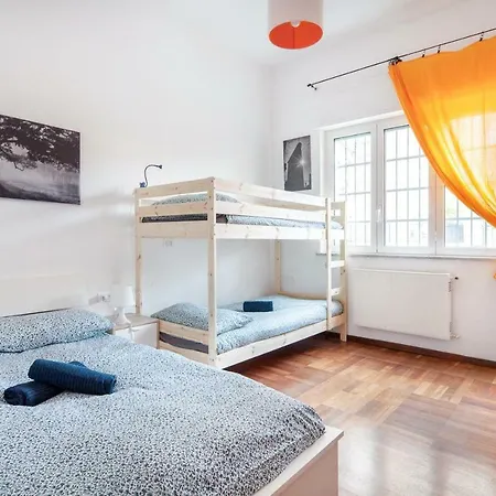 Cinque Terre House With Breakfast And Optional Access To Pool, Jacuzzi & Sauna Apartament Sarzana