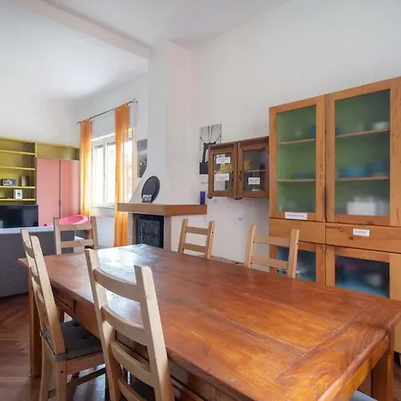 Cinque Terre House With Breakfast And Optional Access To Pool, Jacuzzi & Sauna